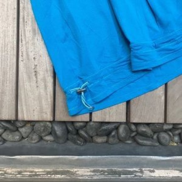 LULULEMON Extra Support Drawstring Athletic Top - Picture 4 of 6